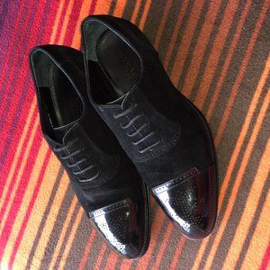 Louis Vuitton Men’s Black Lace- up Shoes (US 8)